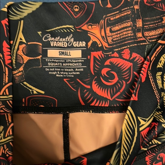 CVG Dressed to Kill 7.5” sz S - Picture 2 of 2